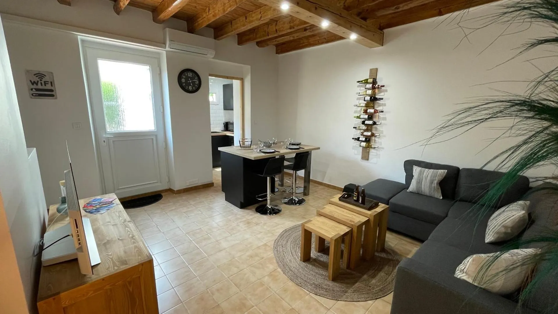 Maison De Ville A 5 Min A Pied De La Tour Luma location